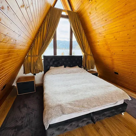 Weekend House - Willa *